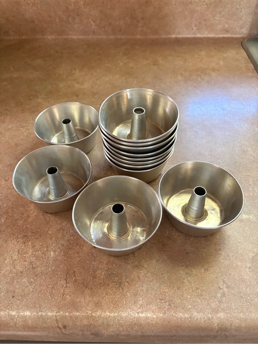 Set of 12 Aluminum Angel Food/Sponge Cake Tube Pans - pre owned